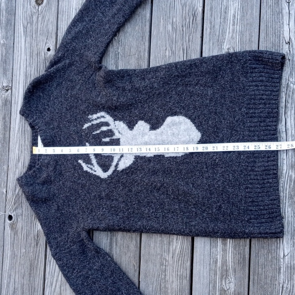 Women's Gray Alpaca Sweater with Deer Design - Picture 12 of 13